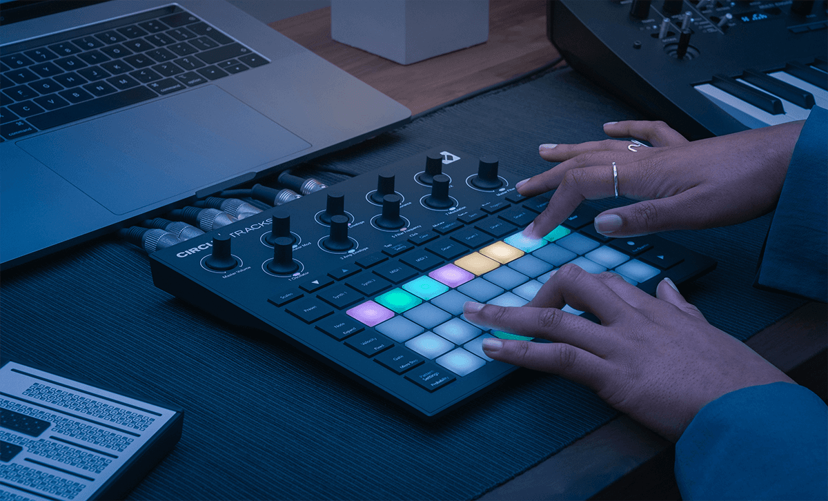 Novation Circuit Tracks - Trommemaskine