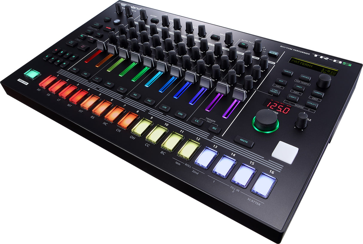 Roland TR-8S - Trommemaskine