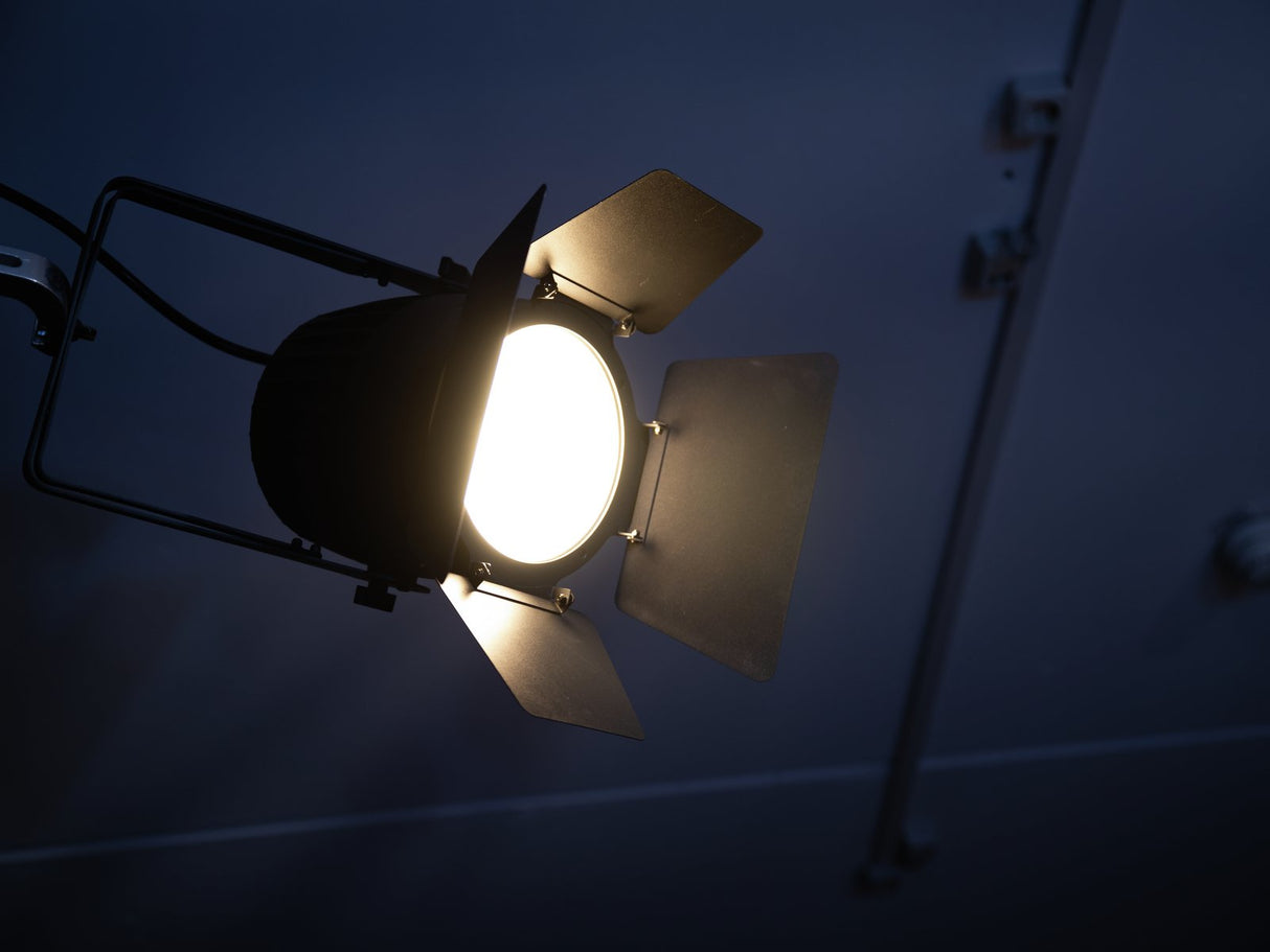 Eurolite LED Teaterspot COB 200 WW/CW